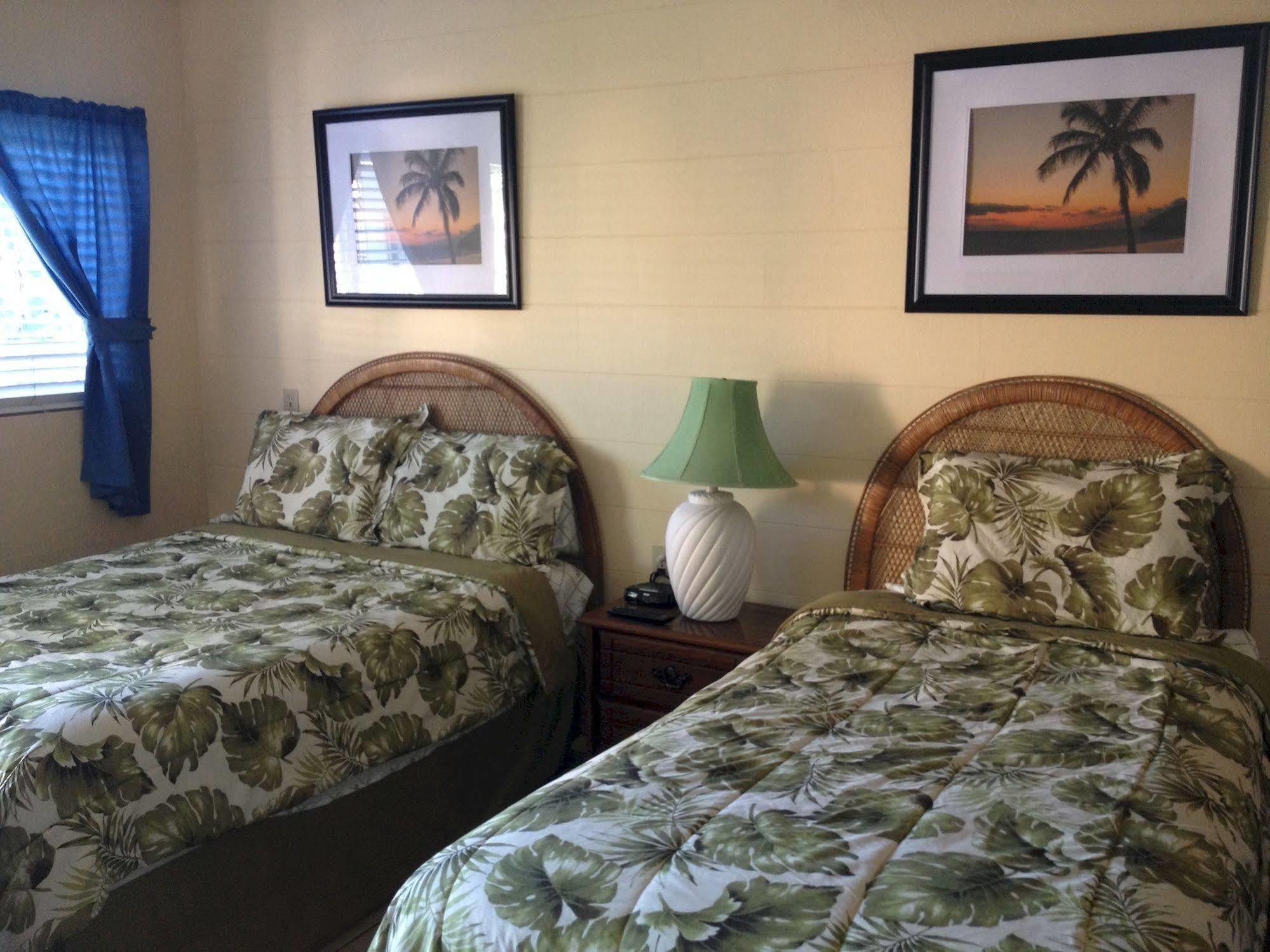 Pelican Post - Bradenton Beach Motel Bagian luar foto